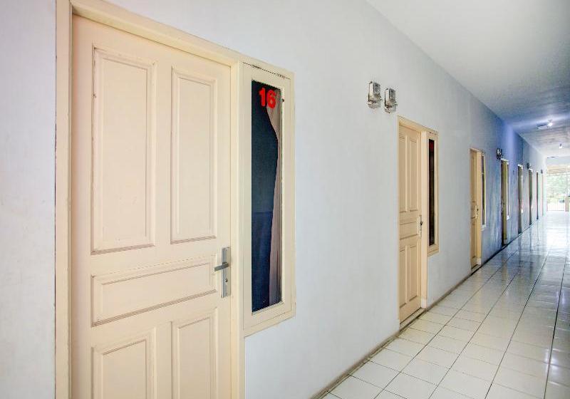 호텔 Oyo 2249 Kost Teman