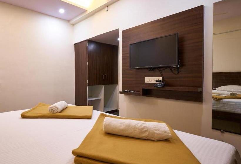 فندق Ranjan Deluxe