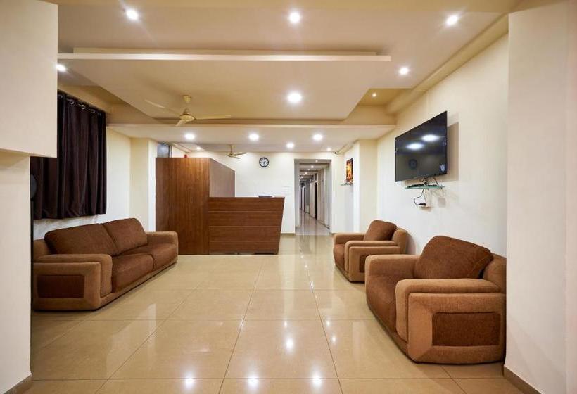 فندق Ranjan Deluxe