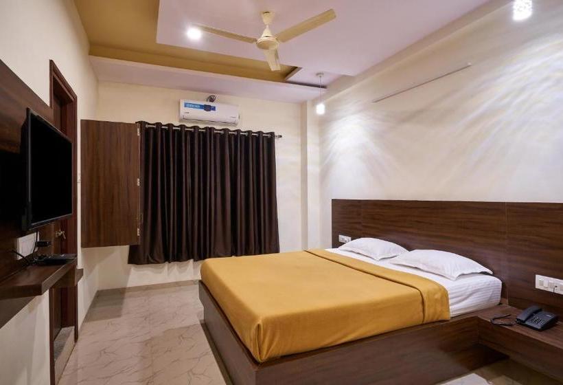 فندق Ranjan Deluxe