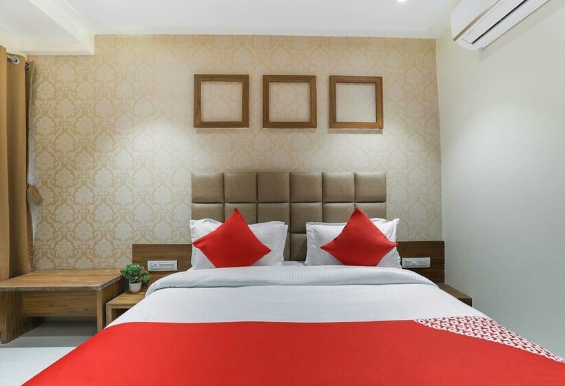 בית מלון כפרי Rose Gold