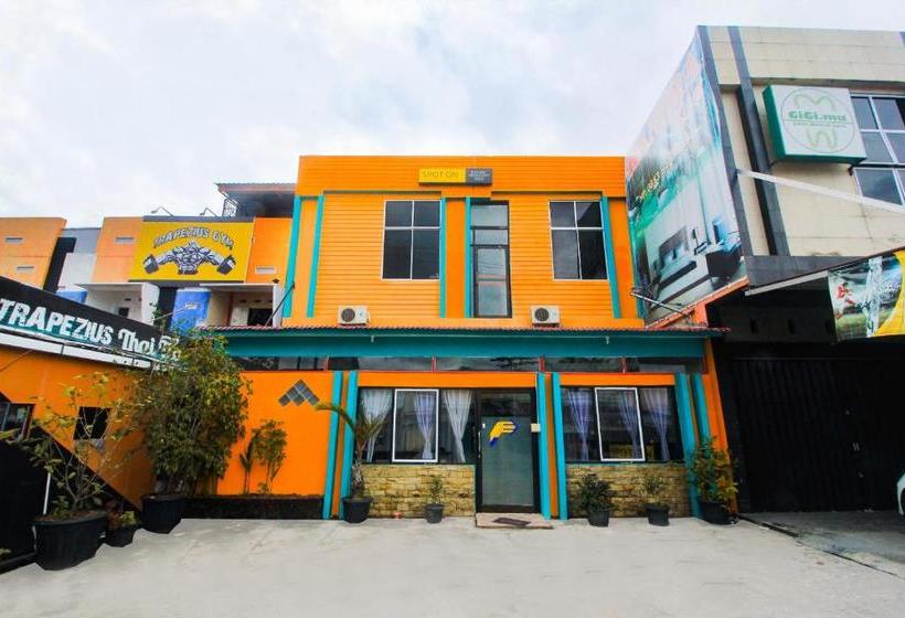 ホテル Spot On 2252 Ranira Homestay