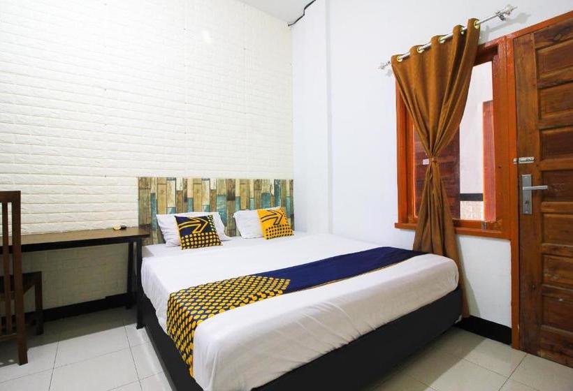 ホテル Spot On 2252 Ranira Homestay