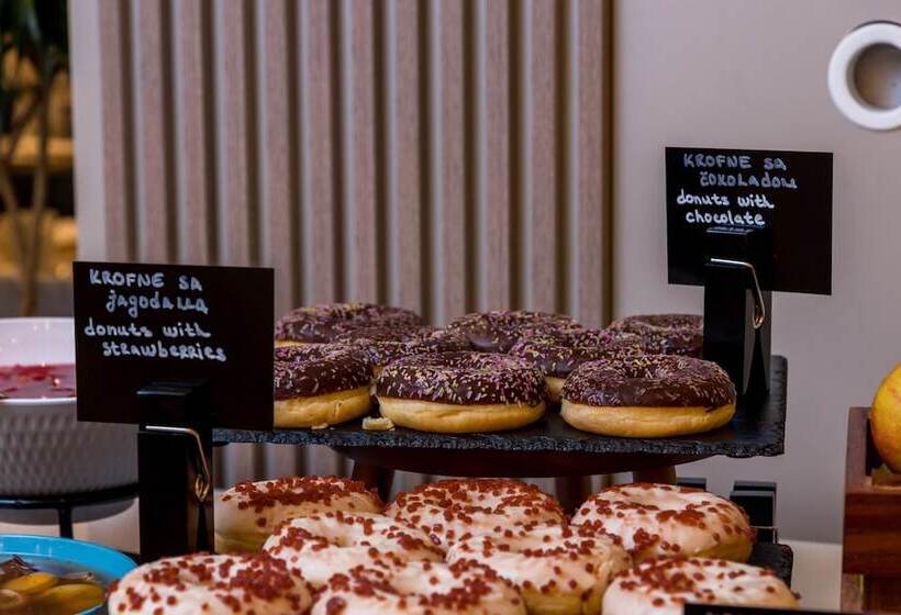 Hyatt Regency Kotor Bay Resort