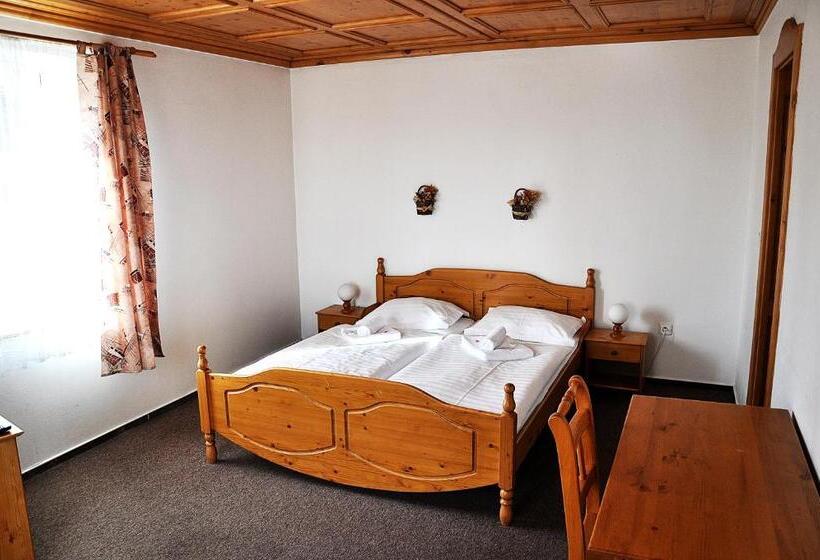 פנסיון Penzion Diana