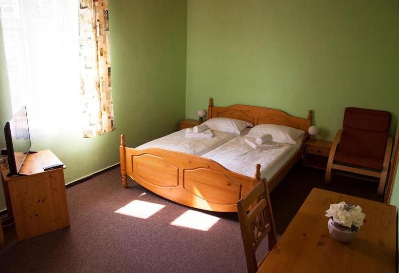 פנסיון Penzion Diana