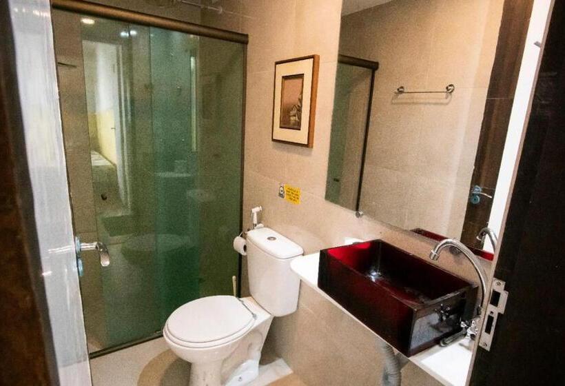 펜션 The Place Hostel