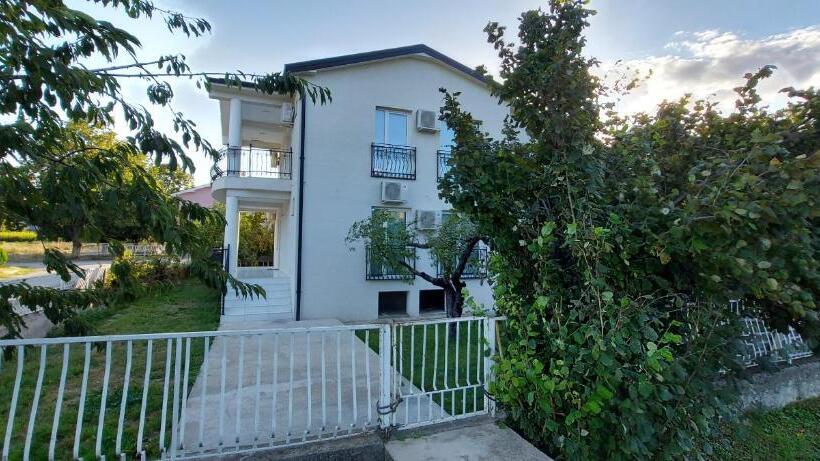 پانسیون Villa Bratislava