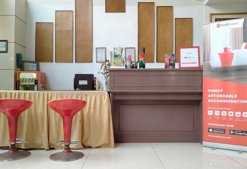 Reddoorz @ Hotel Surabaya Sumenep