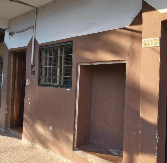 ユースホステル Habitaciones Villa Blosset