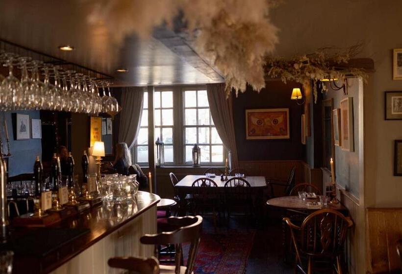 旅馆 The Grosvenor Arms