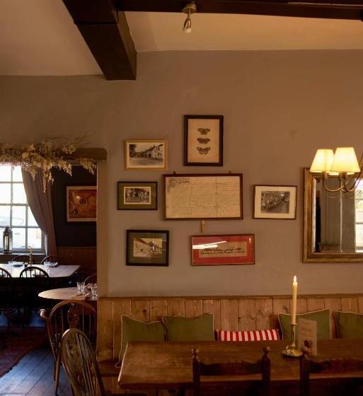 旅馆 The Grosvenor Arms