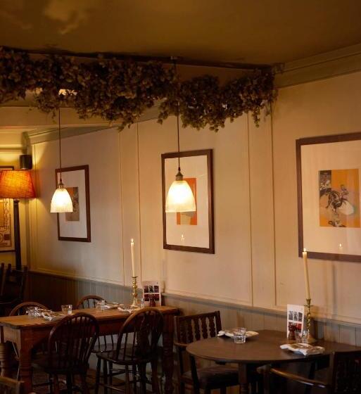 旅馆 The Grosvenor Arms