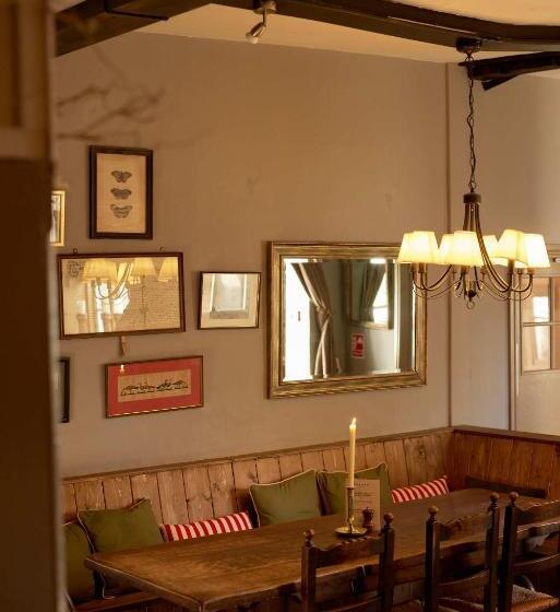 旅馆 The Grosvenor Arms