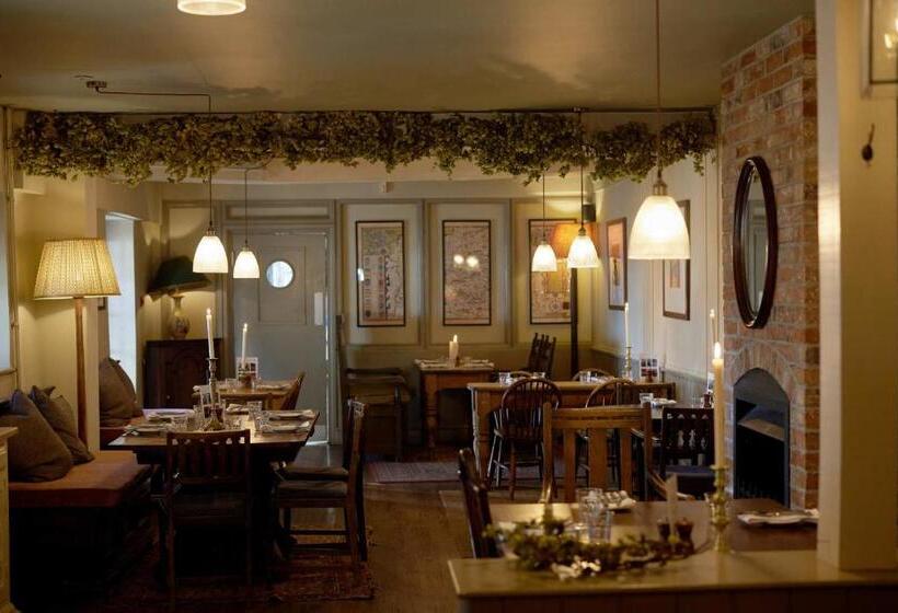 旅馆 The Grosvenor Arms