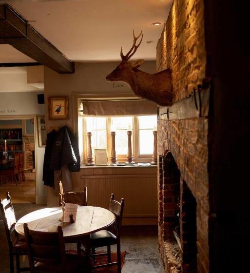 旅馆 The Grosvenor Arms