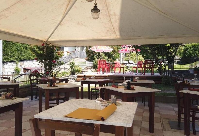 בית מלון כפרי Cristina