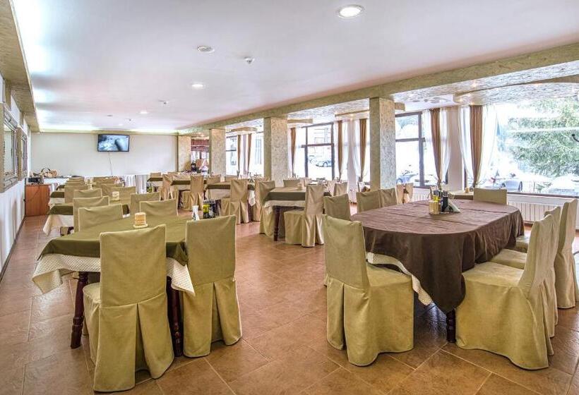 فندق Kamena Pamporovo