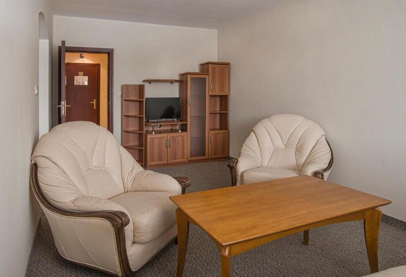 فندق Kamena Pamporovo