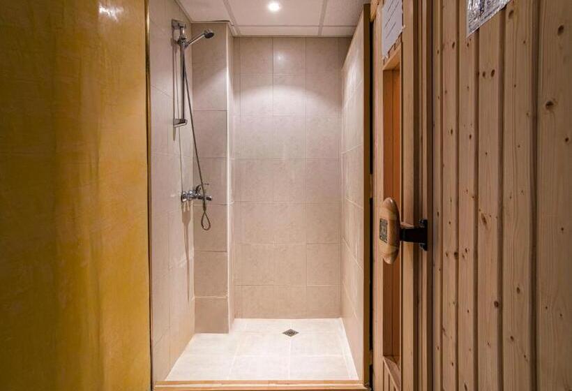 فندق Kamena Pamporovo