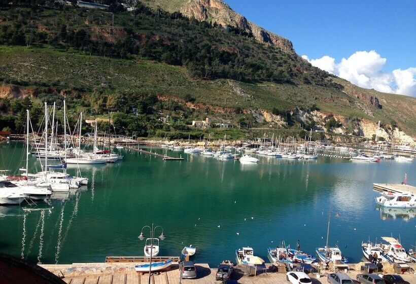 Luxmarì Hotel & Spa