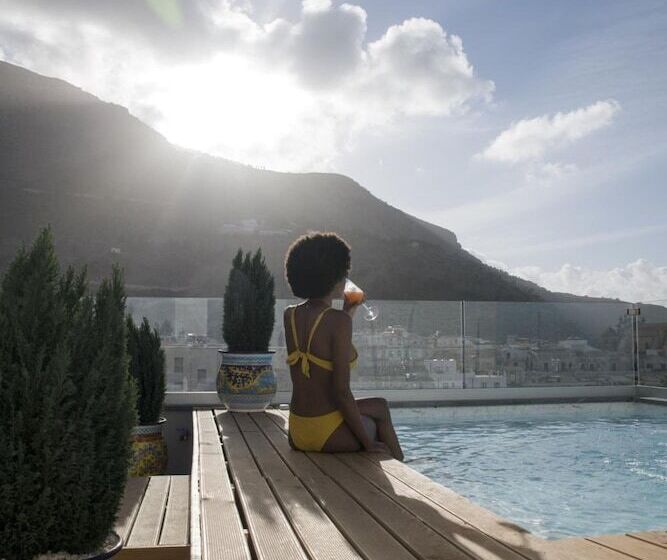 Luxmarì Hotel & Spa