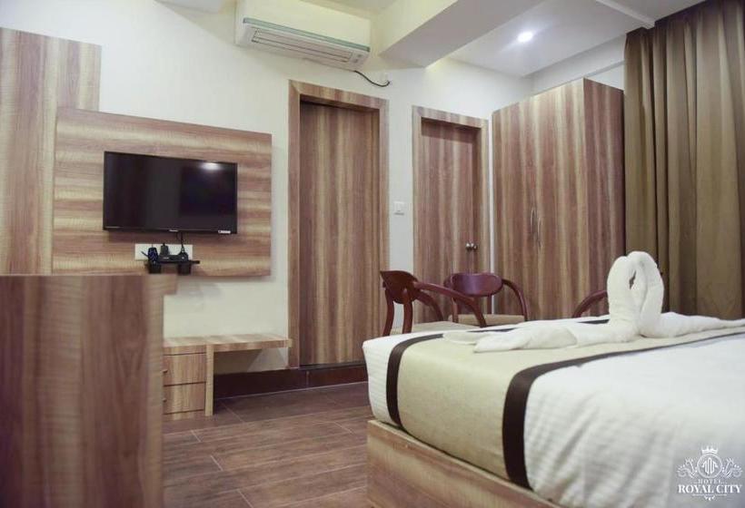 ホテル Royal City