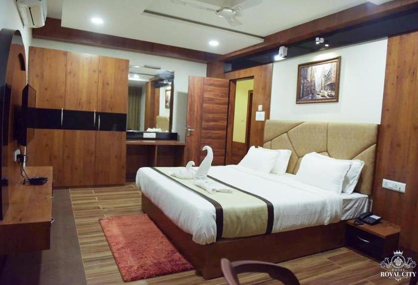 ホテル Royal City
