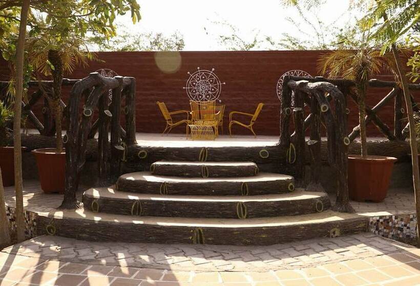 בית מלון כפרי Veergarh The Resort