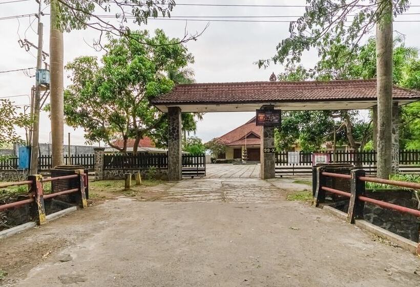 膳宿费 Reddoorz Syariah Near Gor Ken Arok