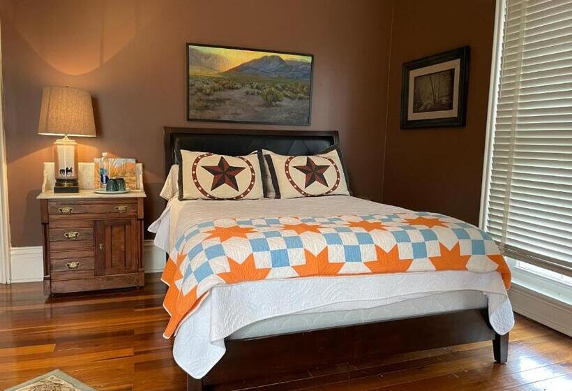 住宿加早餐 Wildflower Ranch Inn