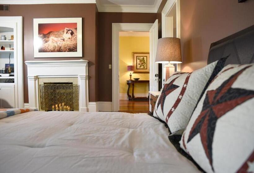 住宿加早餐 Wildflower Ranch Inn