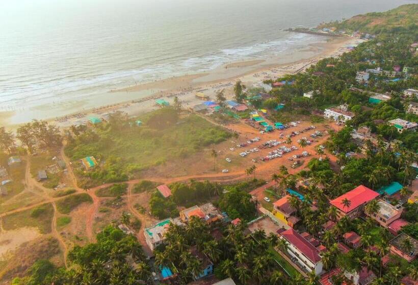 ホテル Mariners Bay Beach Resort