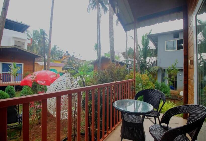 ホテル Mariners Bay Beach Resort