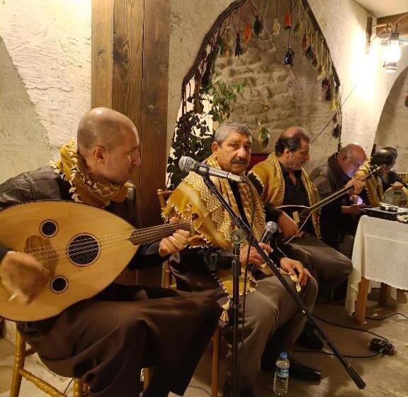 هتل Nahrin Hote & Art