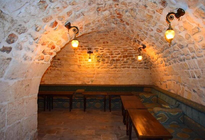 هتل Nahrin Hote & Art