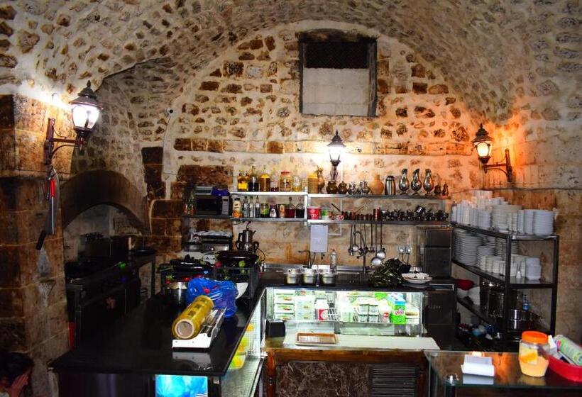 هتل Nahrin Hote & Art