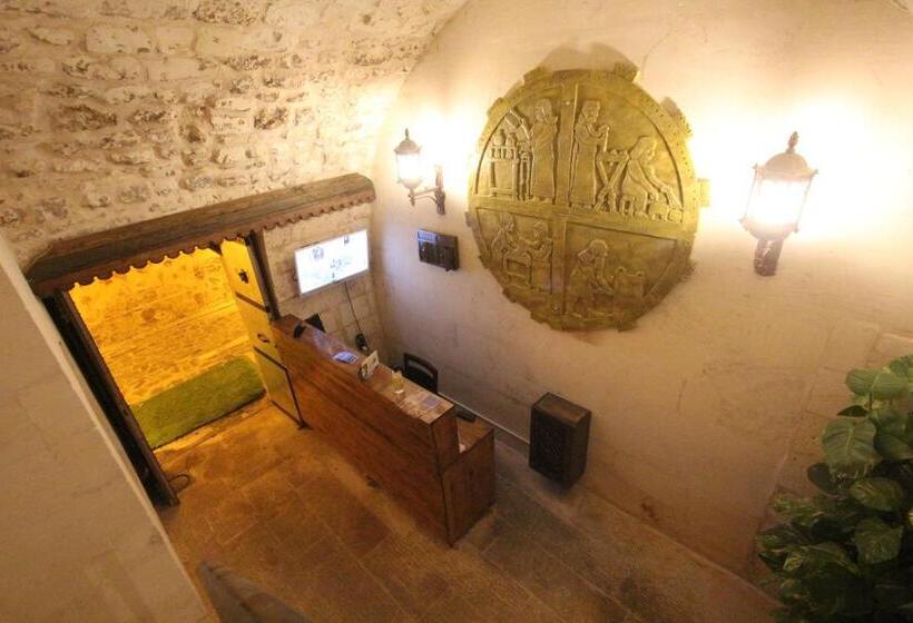 هتل Nahrin Hote & Art