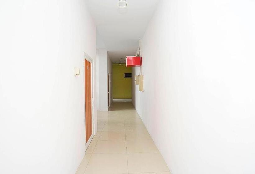 בית מלון כפרי Oyo 2210 Star One Guest House