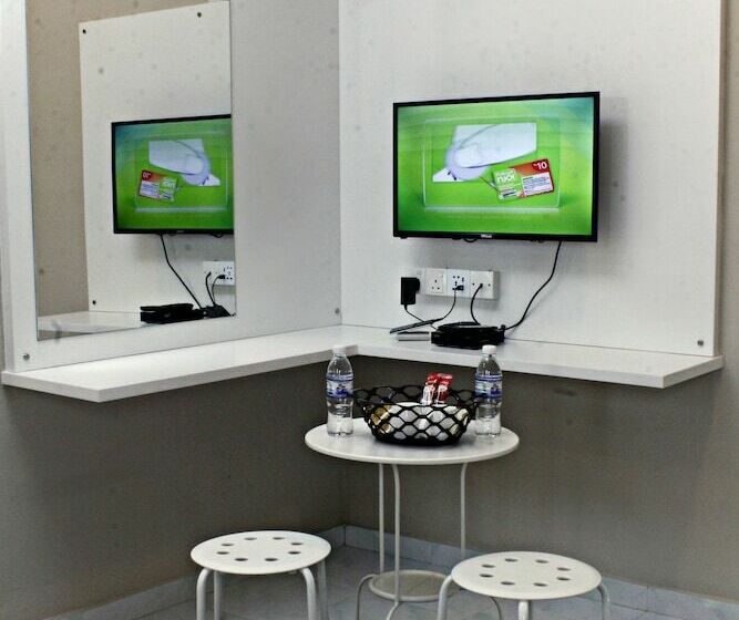 호텔 Cenang Langkawi House