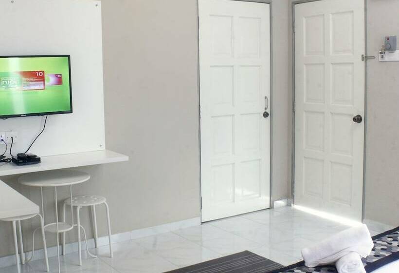 호텔 Cenang Langkawi House