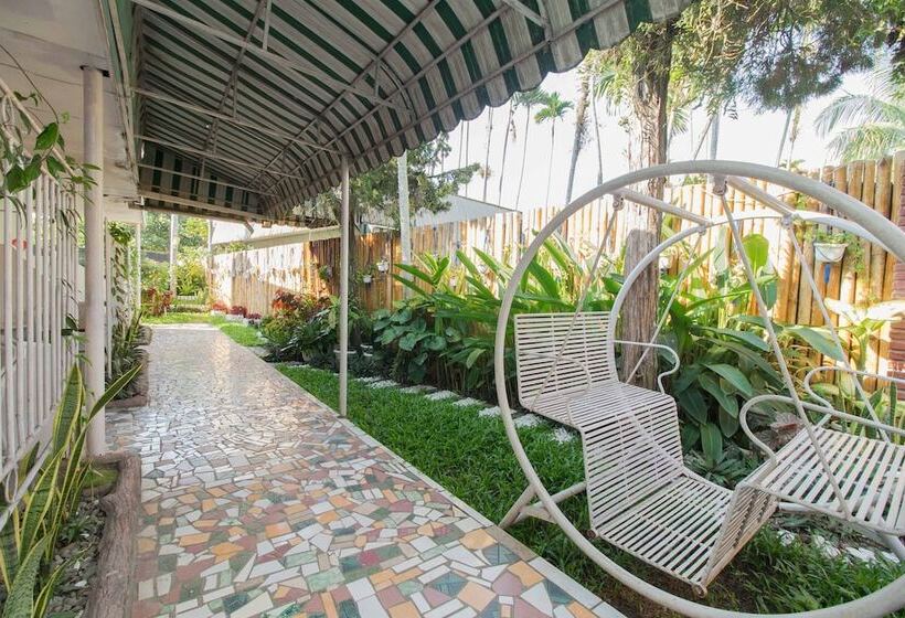 酒店 Reddoorz Syariah Near Jalan Asahan Pematang Siantar