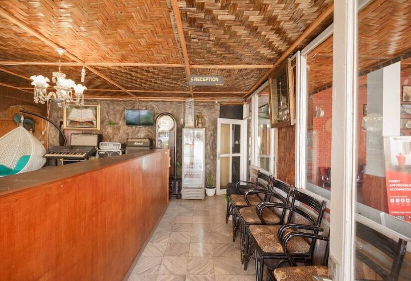 酒店 Reddoorz Syariah Near Jalan Asahan Pematang Siantar