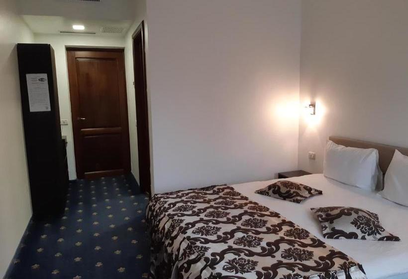 ホテル Ro&mario Barlad