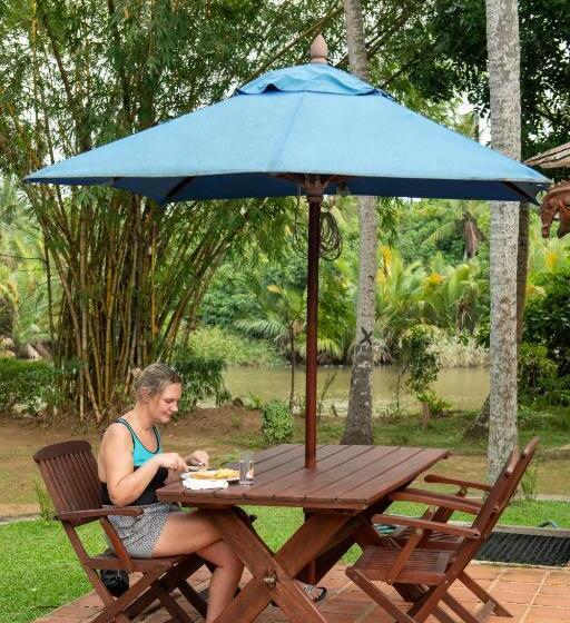 Пансион Ging Oya Lodge