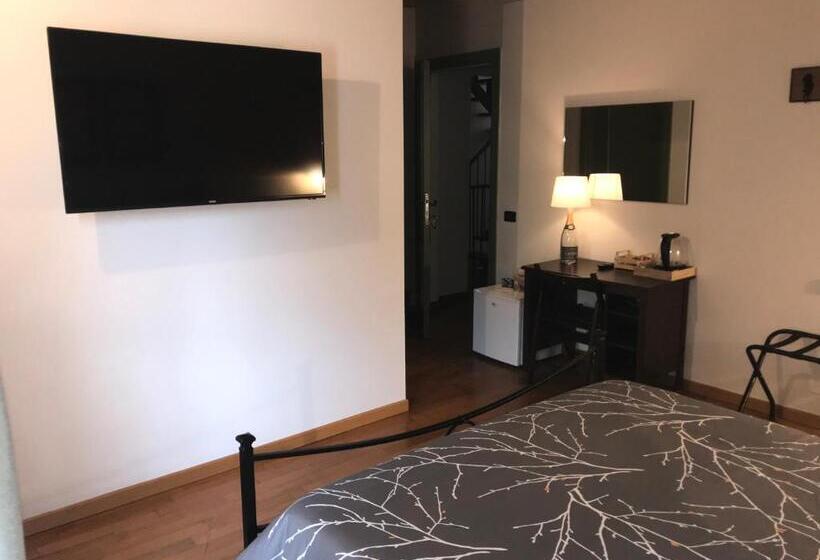 פנסיון La Casina