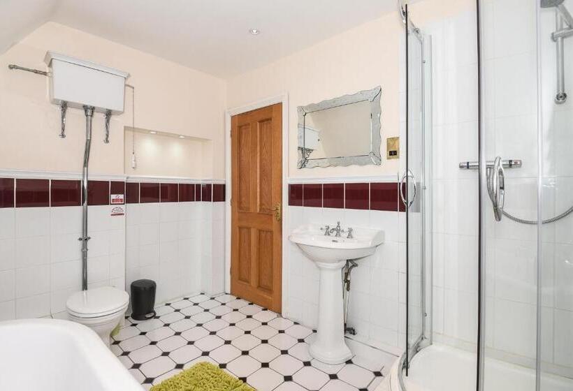 Пансион Tilehouse Lodge