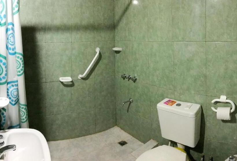 هاستل Hosteria Dharma