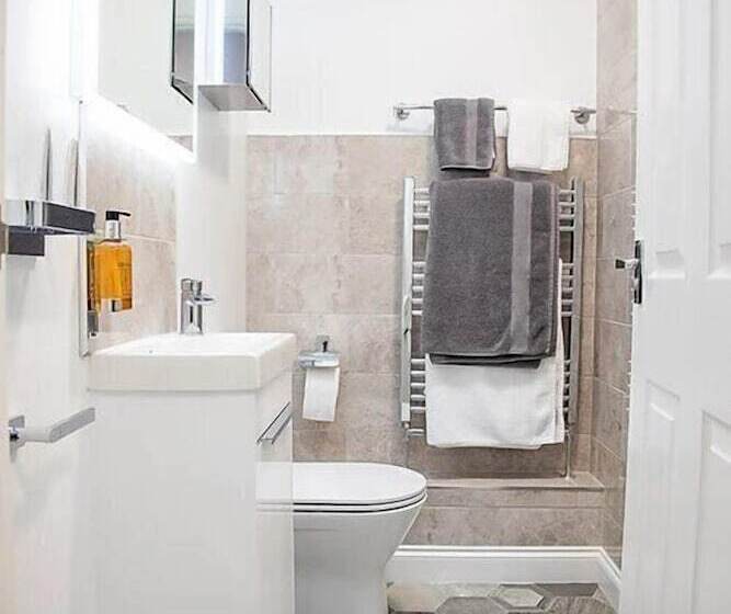 צימר The Annexe @ Elmbank   Adults Only