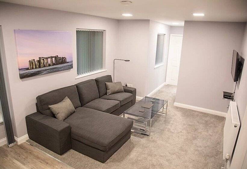 צימר The Annexe @ Elmbank   Adults Only